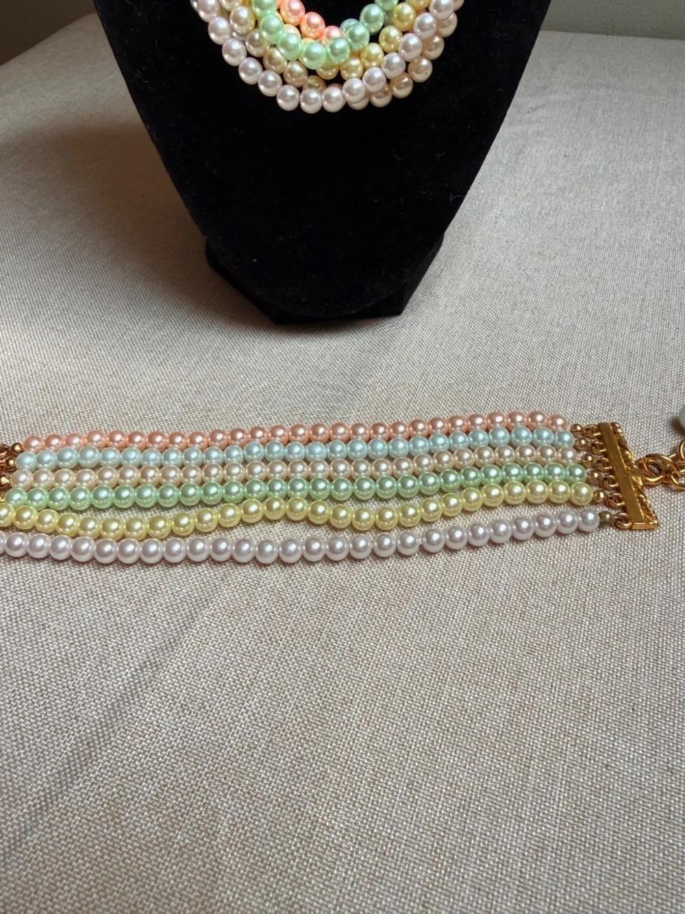 Vintage Joan Rivers Multi Strand Pastel Beaded Necklace and Bracelet Set